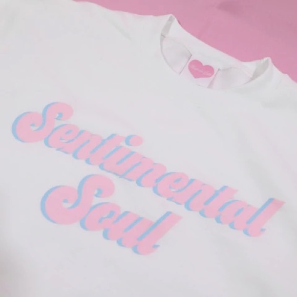 Made au Gold Graphic Tee “Sentimental Soul” T-Shirt size Large - Picture 2 of 15